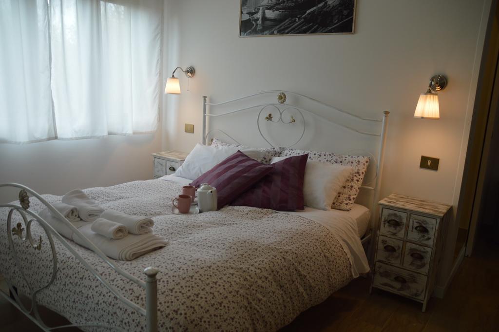 B&B In Villa ชิวิตาโนวา มาร์เค ภายนอก รูปภาพ